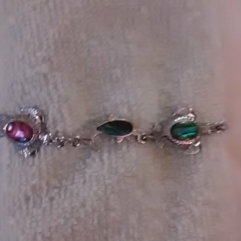 Fun dolphin & turtle bracelet silver toned w/latch